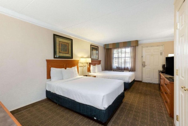 La Quinta Inn & Suites by Wyndham Bossier City image 11